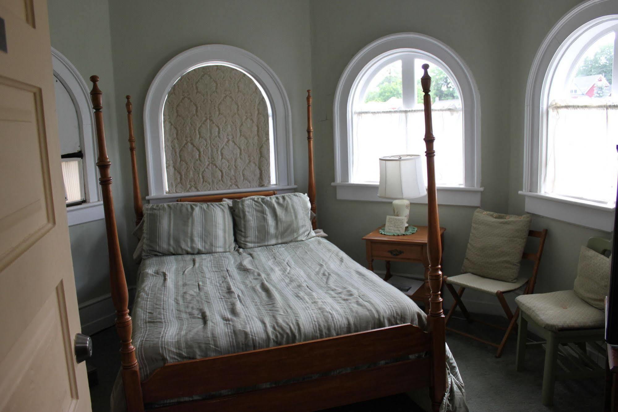Victorian Charm Inn Towanda Екстер'єр фото
